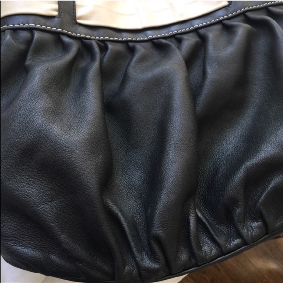 Authentic Moschino genuine leather purse short strap shoulder hobo bucket bag - Picture 6 of 6